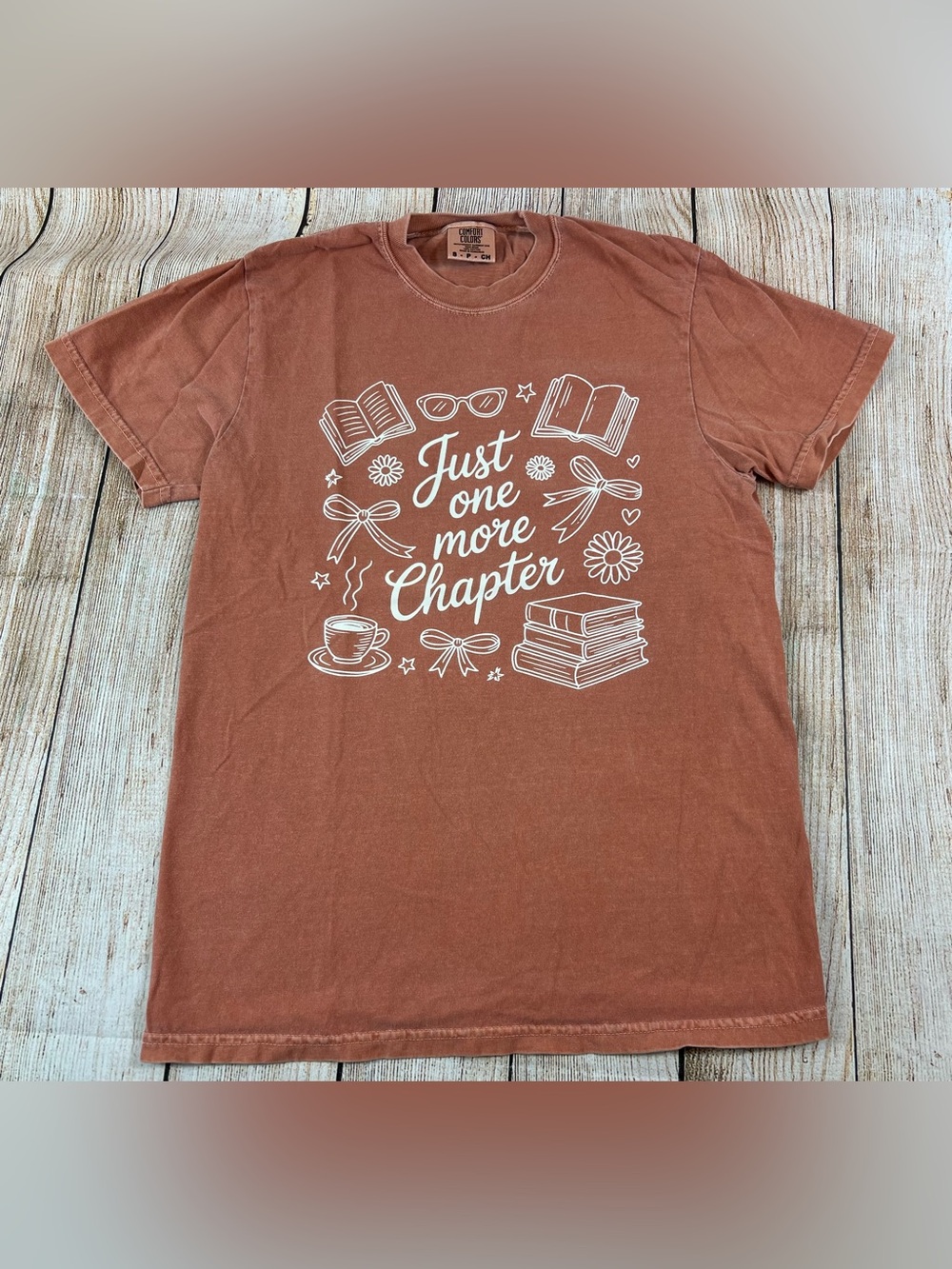 Comfort Colors Just One More Chapter Book Reading T Shirt Size Small